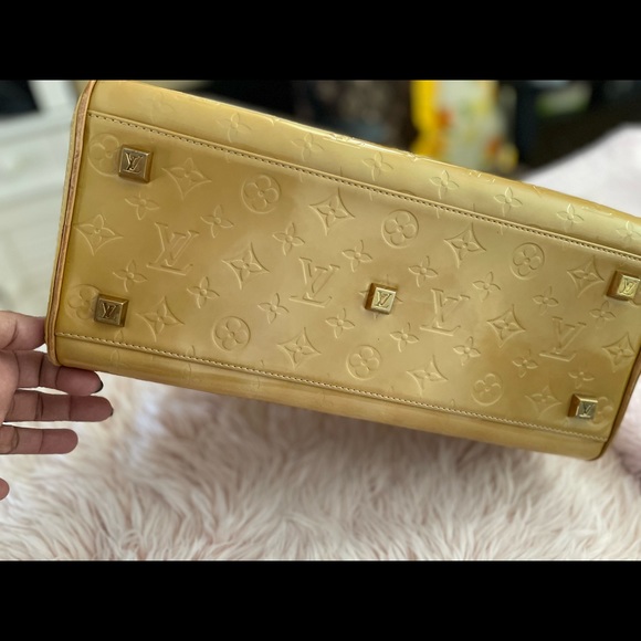 LV vernis Mono Tompkins Square - Picture 3 of 11